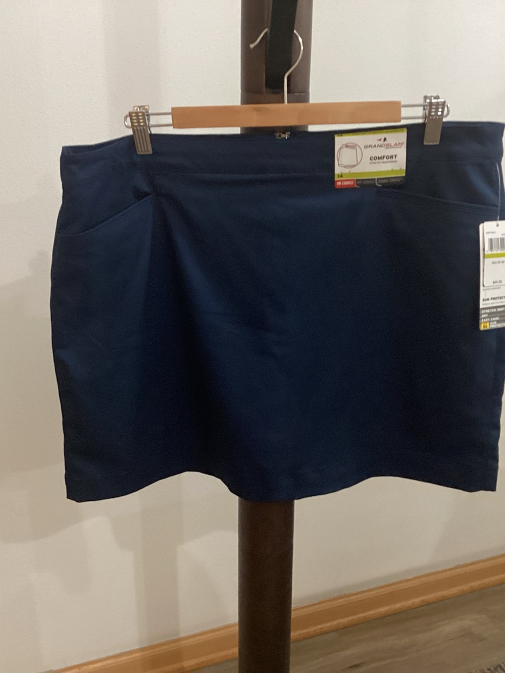 Women’s Grand Slam Performance Golf Skirt/Skort in Classic Navy, Size 14. NW